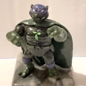 1993 TMNT caped Donatello Figure